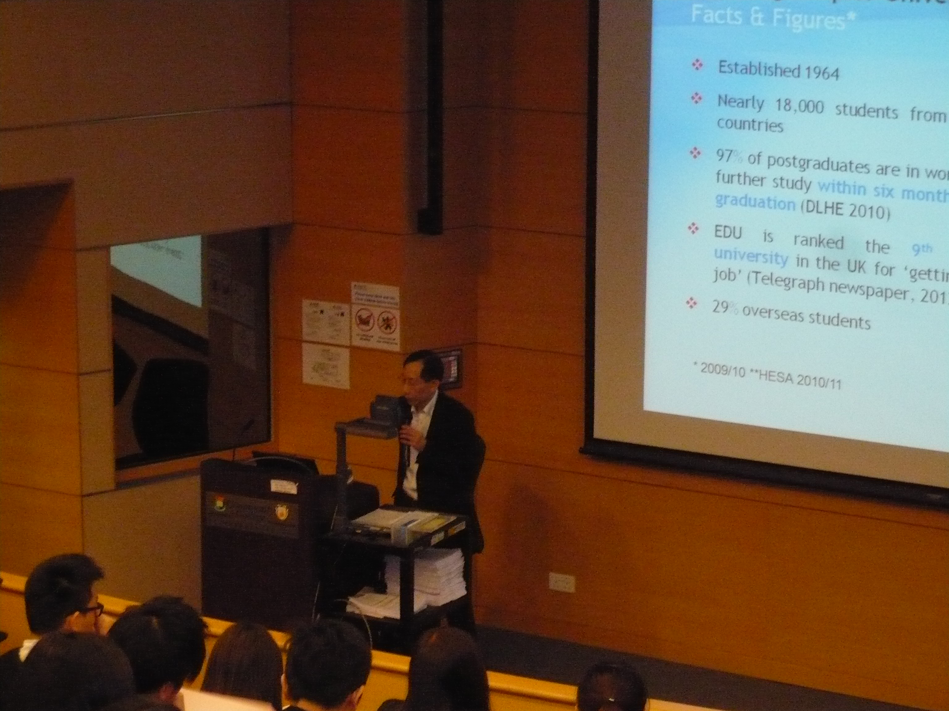 Programme Seminar:  BSc Biological Science, Edinburgh Napier University in collaboration with HKU SPACE - Photo - 5