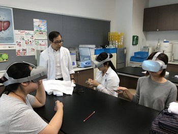 students using VR