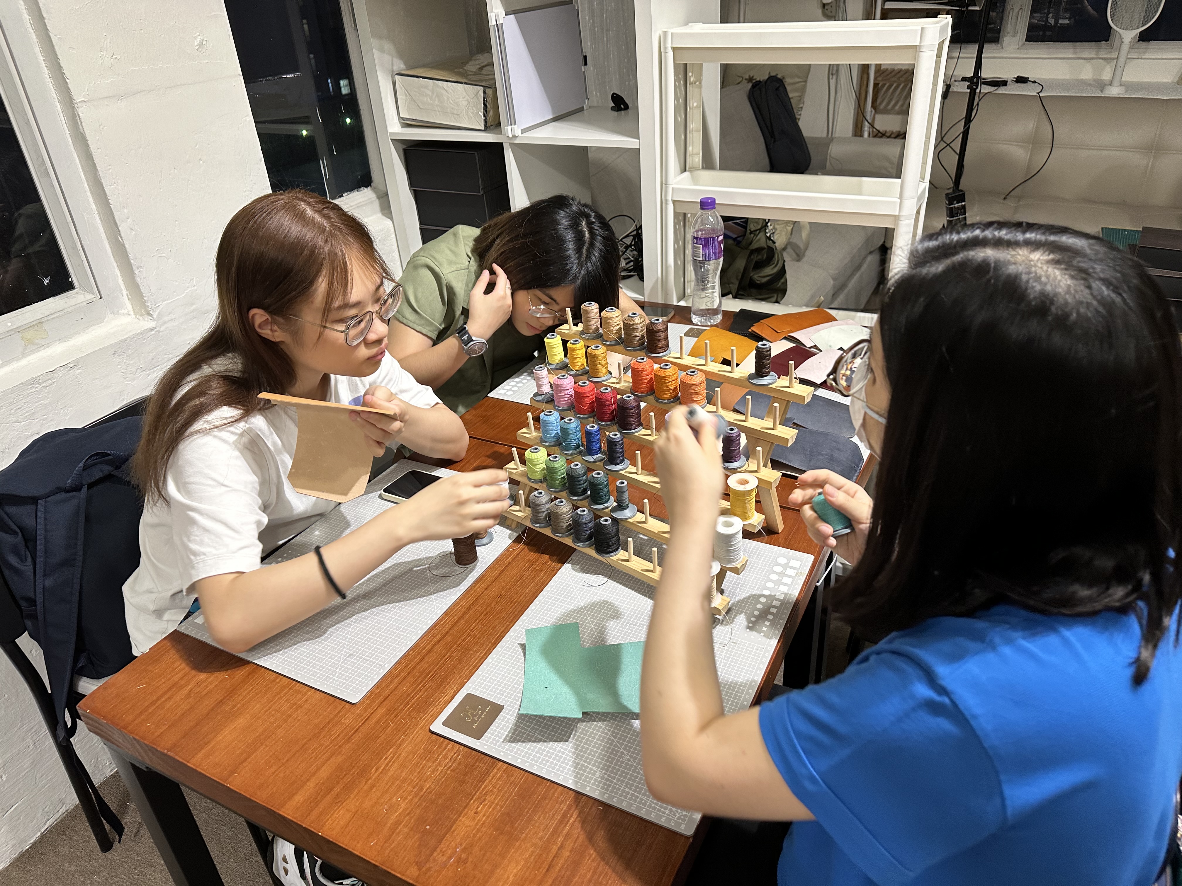 Leather Coin Purse Workshop (2024) - Photo - 5