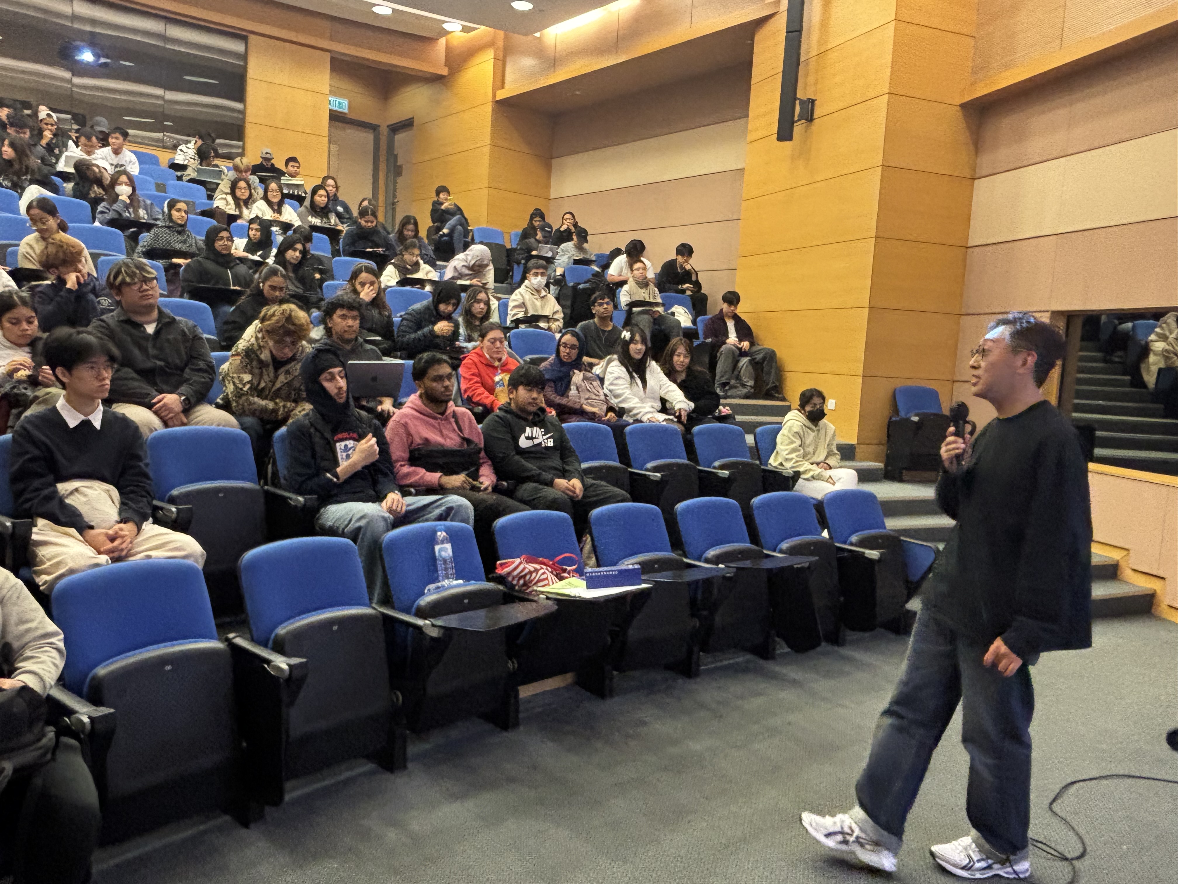 HPSHCC Seminar by Mr. Jackin Wong: " Social Media Strategies in AI-era "