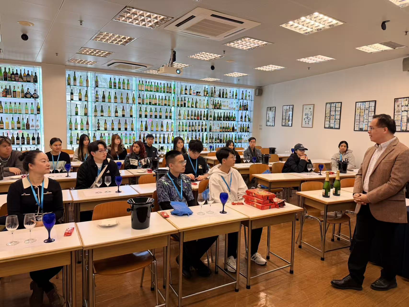 HPSHCC 酒店、旅遊及款待澳門及珠海遊學團